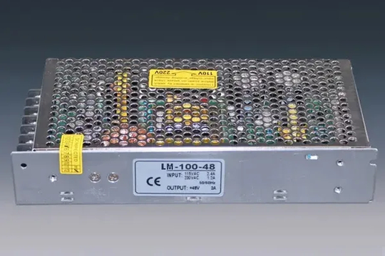 100-W-Stromversorgung für LED-Streifen (Nicht-Wassersicher)