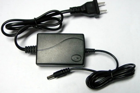 12W DC24V Desktop -Stromadapter