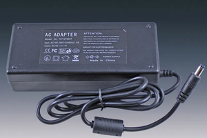 84W DC5V Desktop -Stromadapter