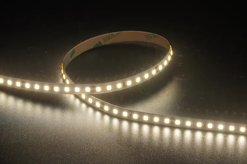 2835 140leds/m 24 V 10 mm