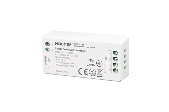 2,4g Gruppenhelligkeit Lichtstreifen Controller
