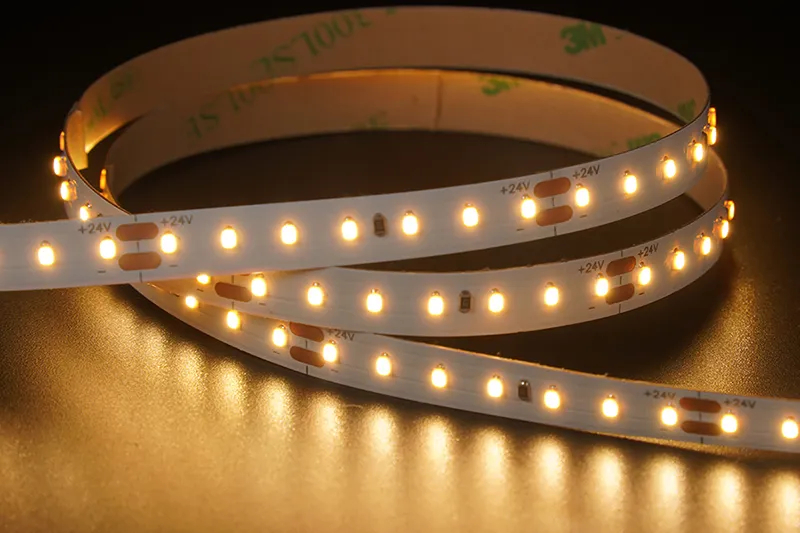 2216 140leds/m 24 V 8mm