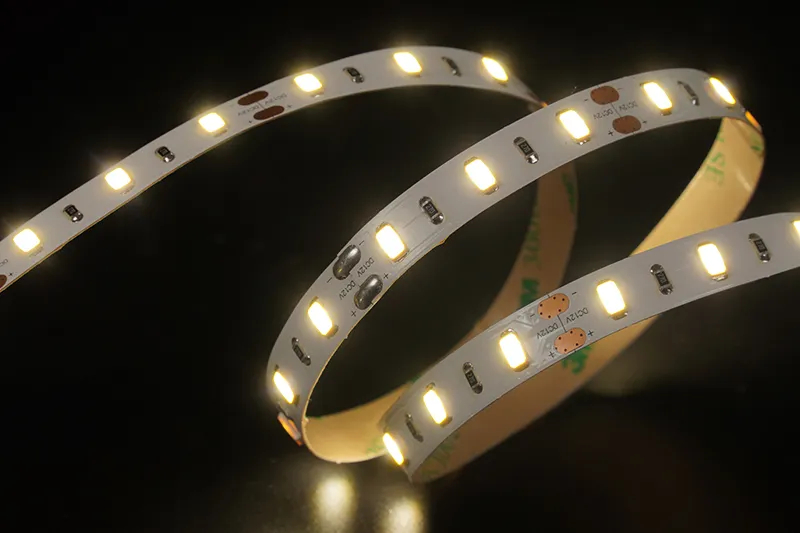 5730 60LEDS/M 12 V 10 mm