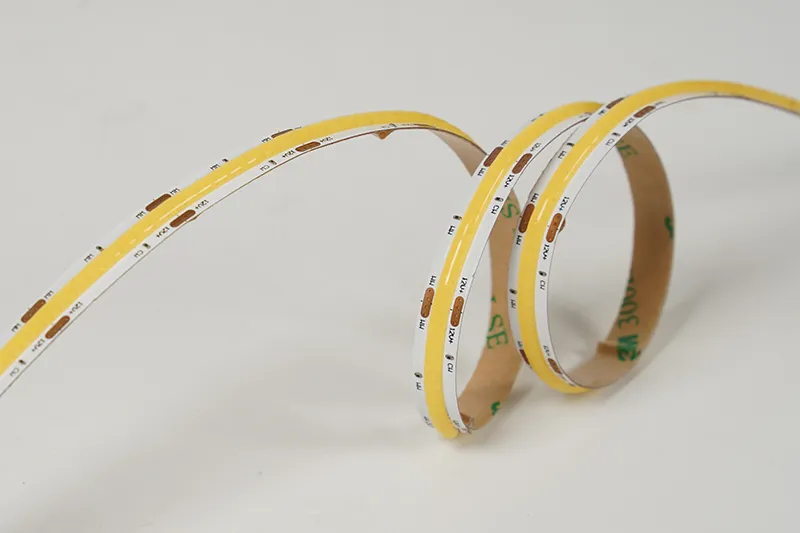 COB 576 LEDs/M ccT 12V 8mm Cri ≥ 90