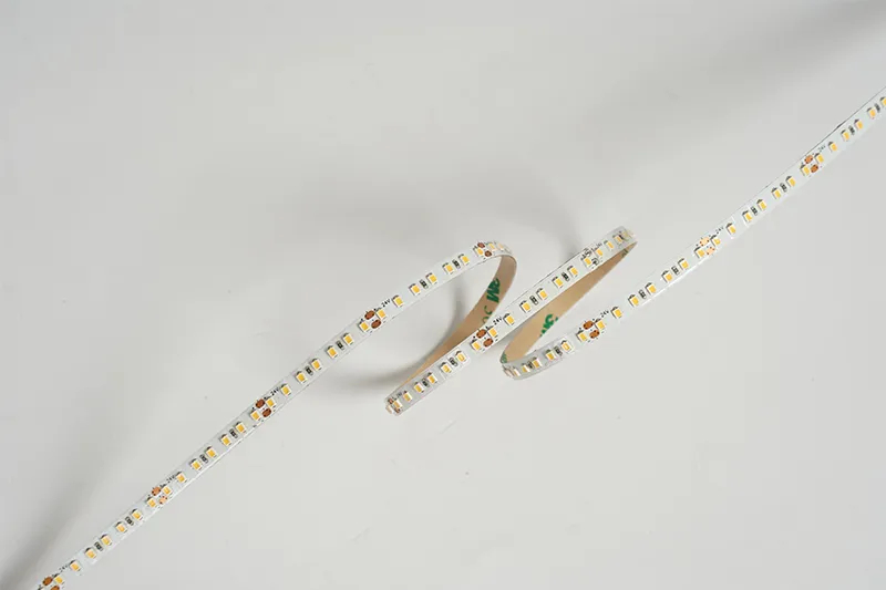 2216 210leds/m 24 V 5mm
