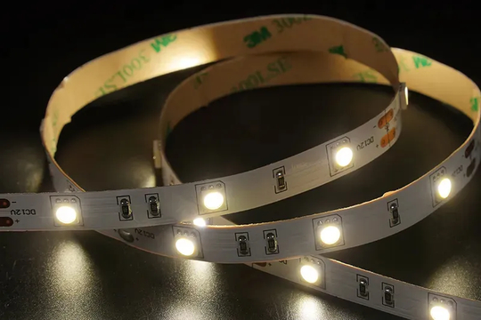 5050 30LEDS/M 12 V 10 mm
