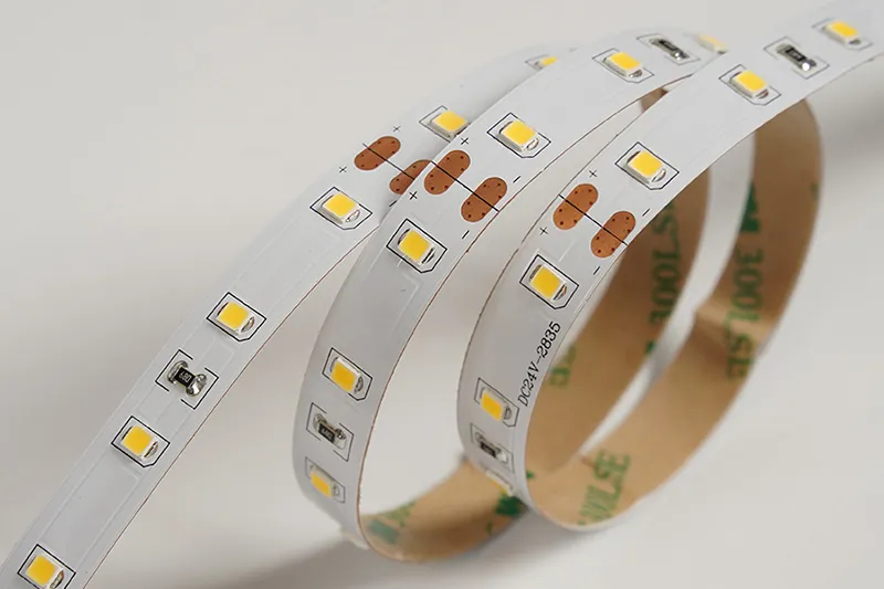 2835 60LEDS/M 24 V 10 mm