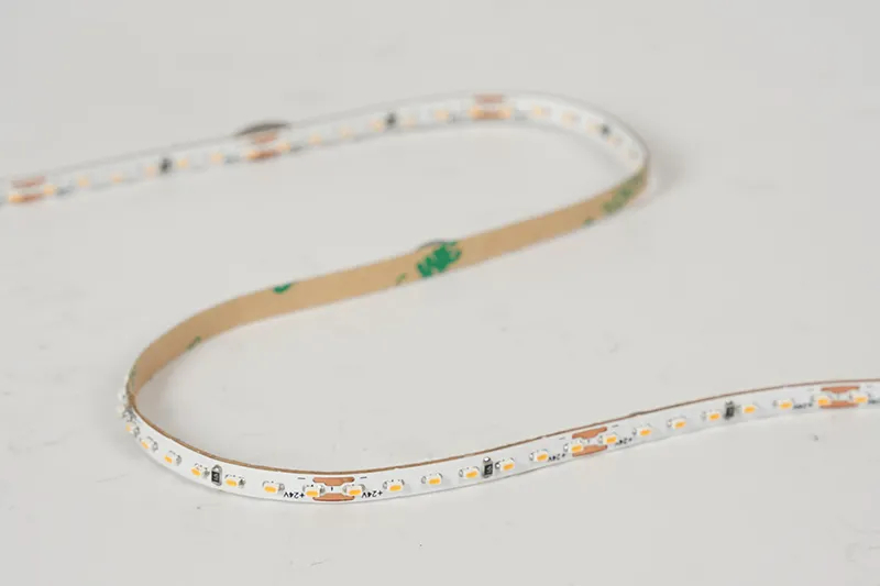 2110 196leds/m 24 V 4mm