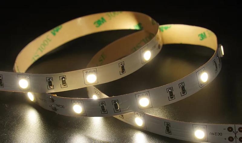 5050 30LEDS/M 24 V 10 mm