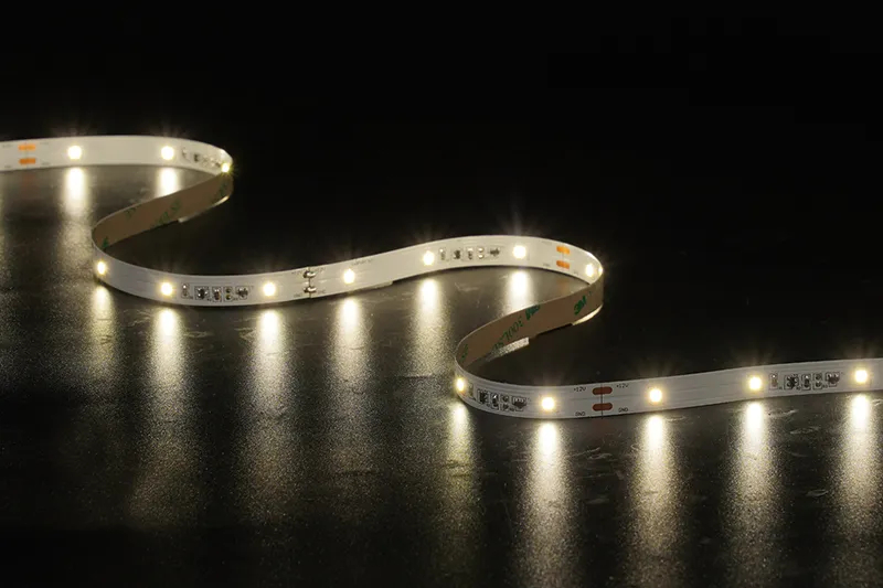 2835 30LEDS/M 12 V 10 mm konstanter Strom