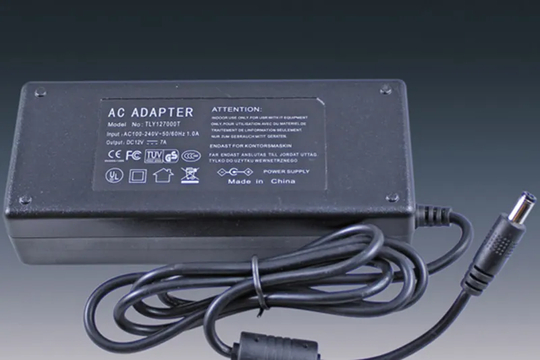 150W DC12V Desktop -Stromadapter