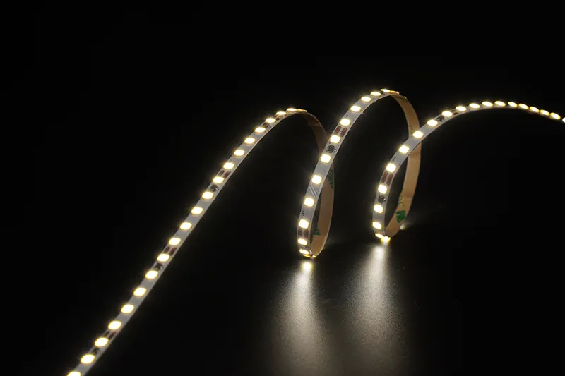 2835 120LEDS/M 24 V 5 mm konstanter Strom