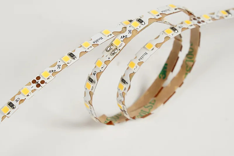 2835 96LEDS/M 24 V 6 mm （S -Form）